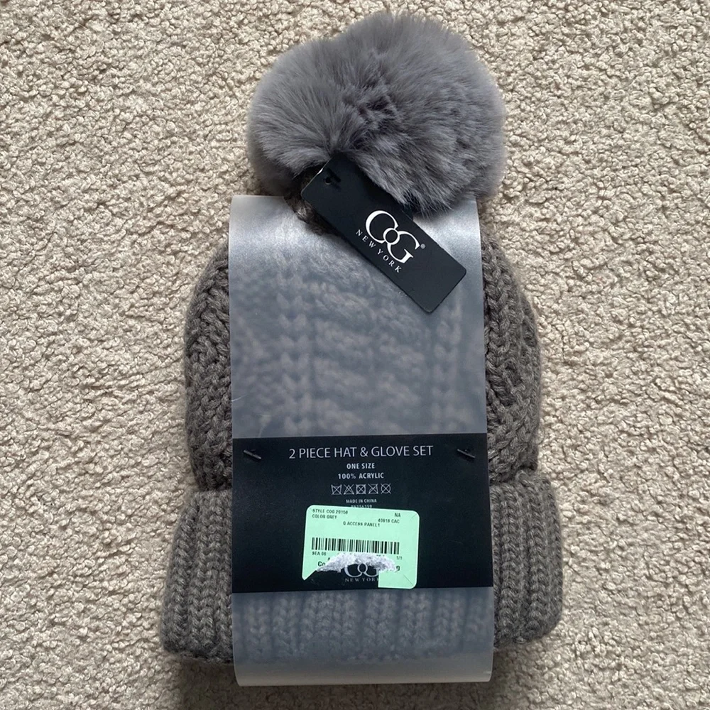 New With Tag Adorable 2 Piece Grey Knit Woven Rhinestone Hat And Glove Set - Picture 3 of 4
